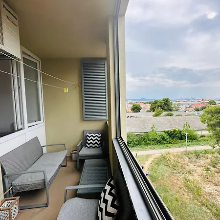 Apartman Kamar *