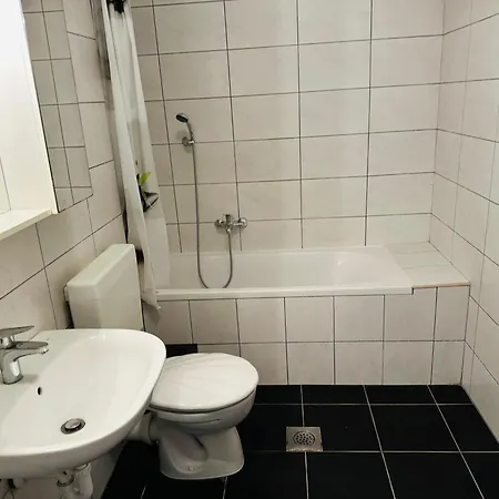 Kamar Apartamento *