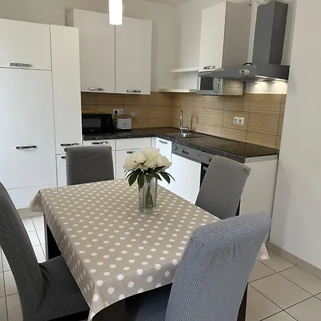 Apartman Kamar *