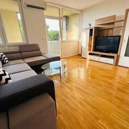 Apartman Kamar Zára